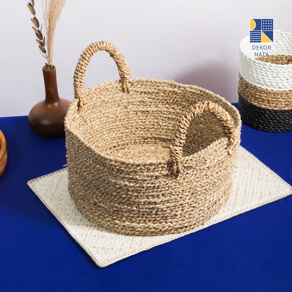 

Dekornata Jenar WeavedÂ Basket / KeranjangÂ Anyaman