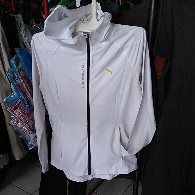 Preloved jaket Running Puma women