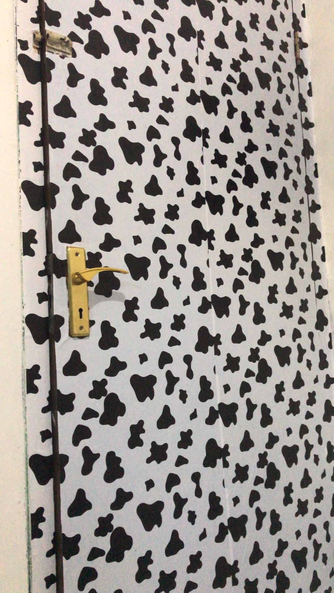 Special Harga Grosir Wallpaper Sticker Dinding Motif Kulit Sapi Karakter Avengers Spongebob