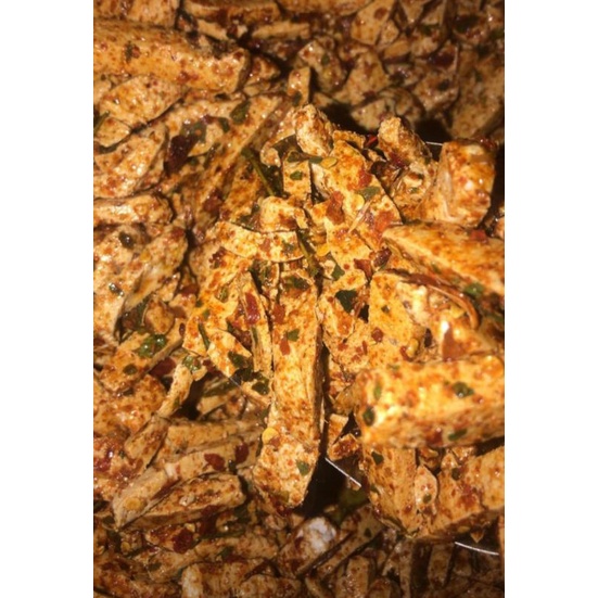 

Aneka Cemilan Pedas Daun Jeruk dan Original