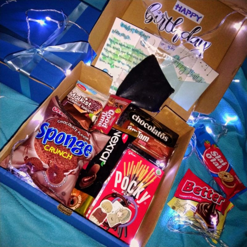 

HAMPERS /KADO ULANG TAHUN / SNACK BOX HAMPERS / SNACK HAMPERS