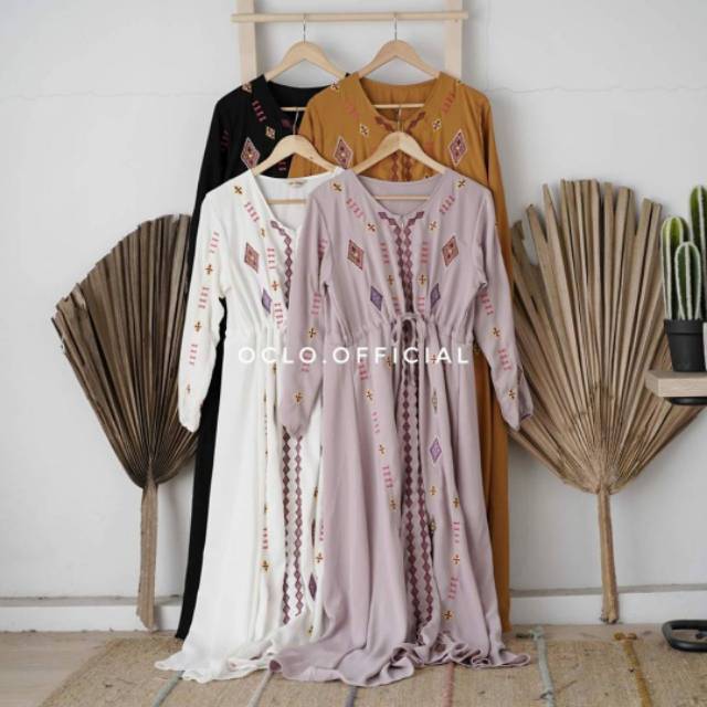 Radila dress by oclo