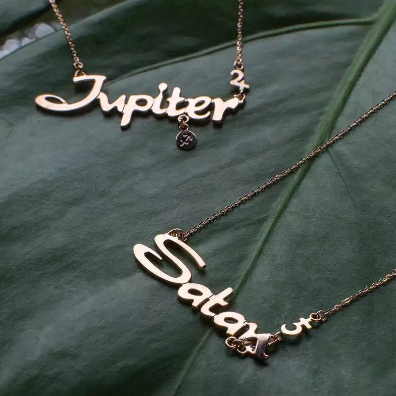 100% Kalung Titanium Anti Karat 18K Emas Alfabet Liontin Perhiasan r331 modal terbaru huruf dipilih