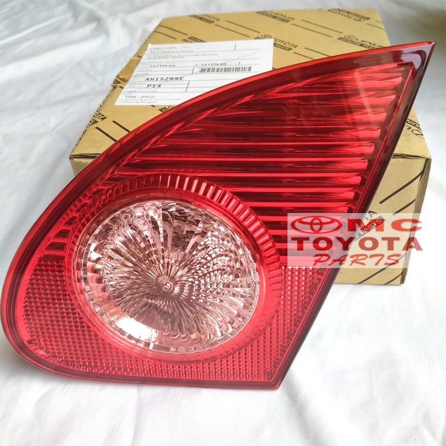 Lampu Mundur Reflektor Bagasi Belakang Kanan Altis Old 81580-02010