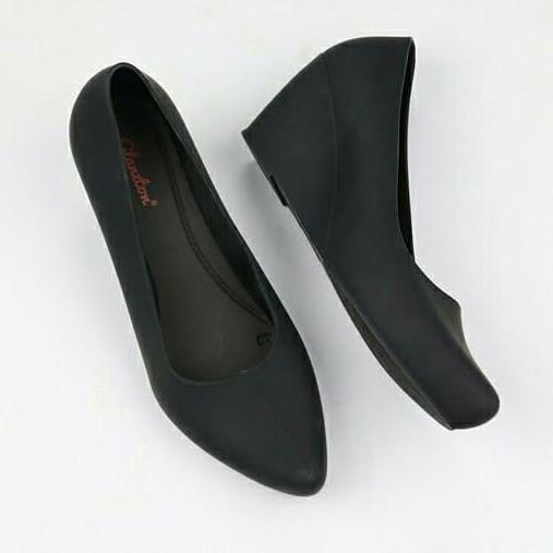 jelly shoes wanita wedges khusus hitam bahan doff TERLAKU