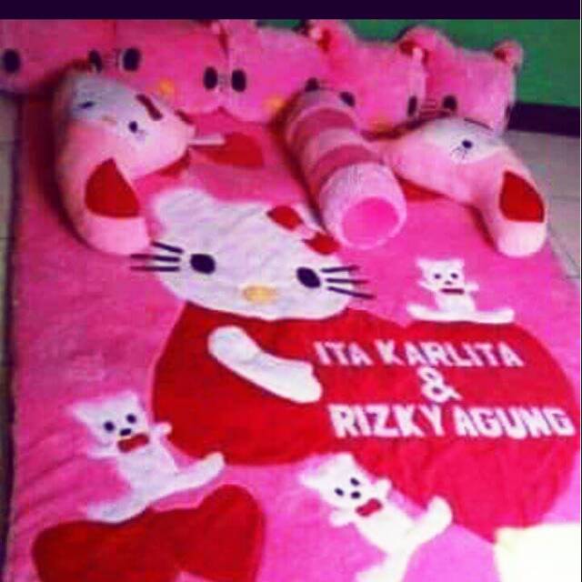 KARPET RASFUR KARAKTER