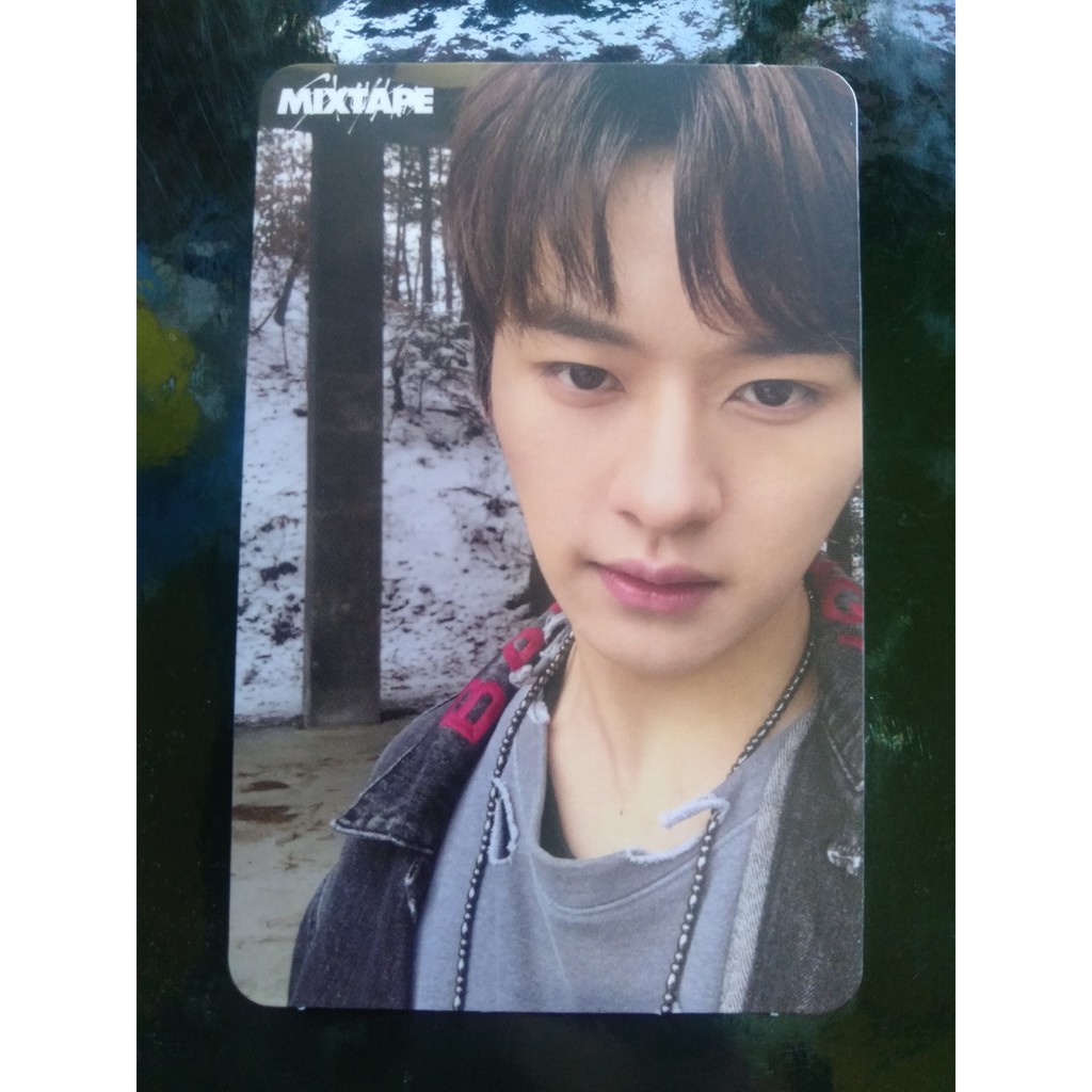 Straykids Mixtape PC Lee Know Selca ver