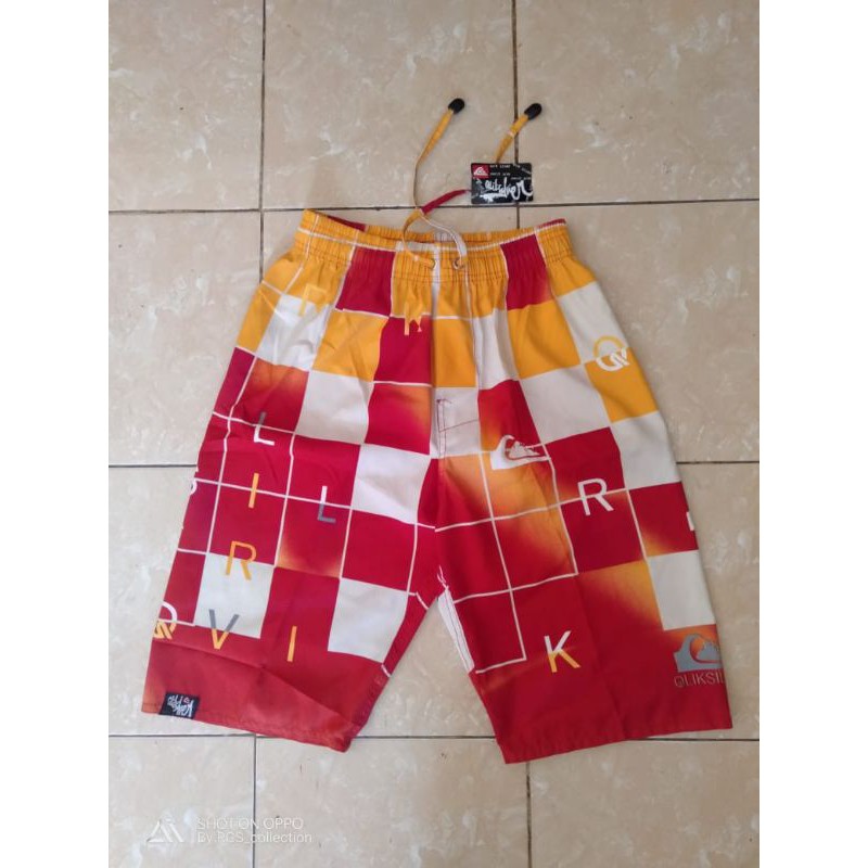 celana surfing quiksilver
