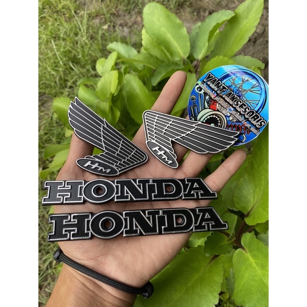 Jual Emblem Cb Logo Tangki Honda Cb Gelatik Sepasang Import Shopee Indonesia