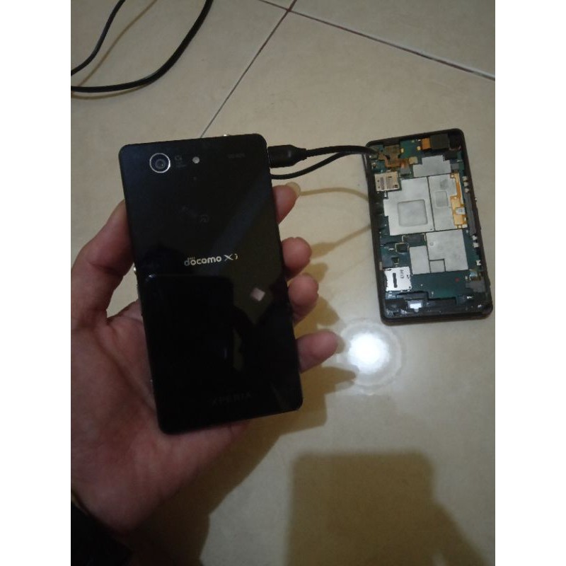 Mesin z1 compact dan Sony Z3 compact