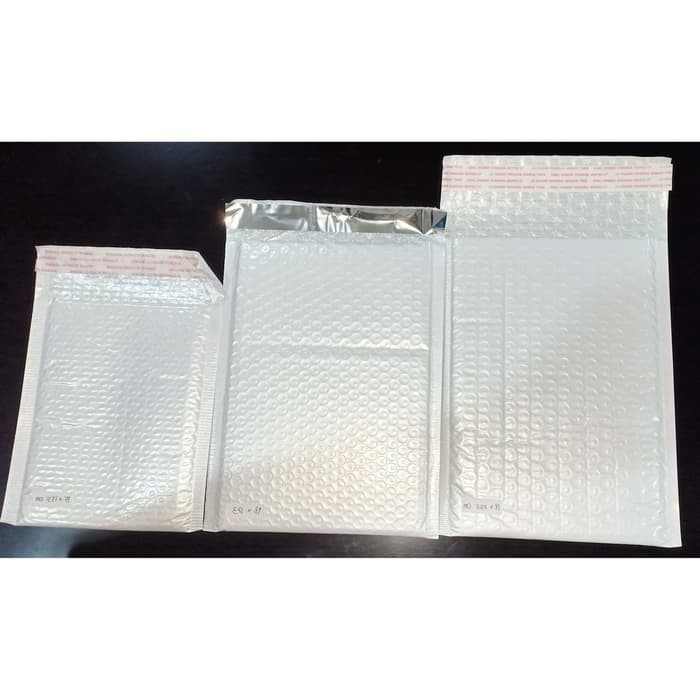 

Murah Bubble Wrap Envelope Packaging Plastik 18 x 23cm Elegan