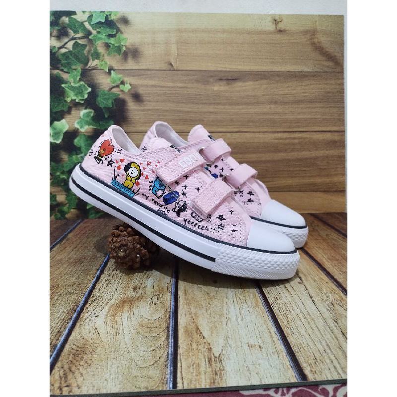 sepatu Converse anak BTS bt21 warna PING usia 1234 s/d 10 tahun