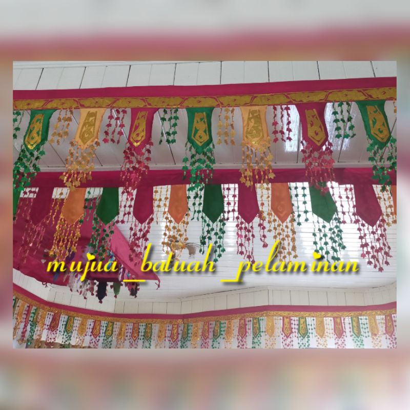 Tirai Atau Ondas Aceh Jurai Pendek Untuk Dekorasi Pelaminan