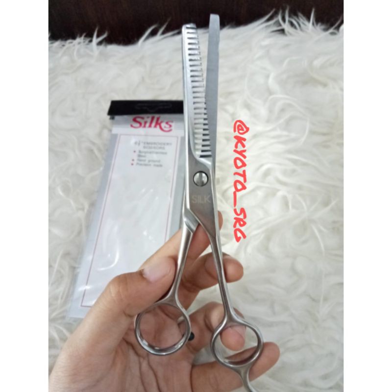

Gunting sasak rambut SILKS embroidery scissors - Thinning shears