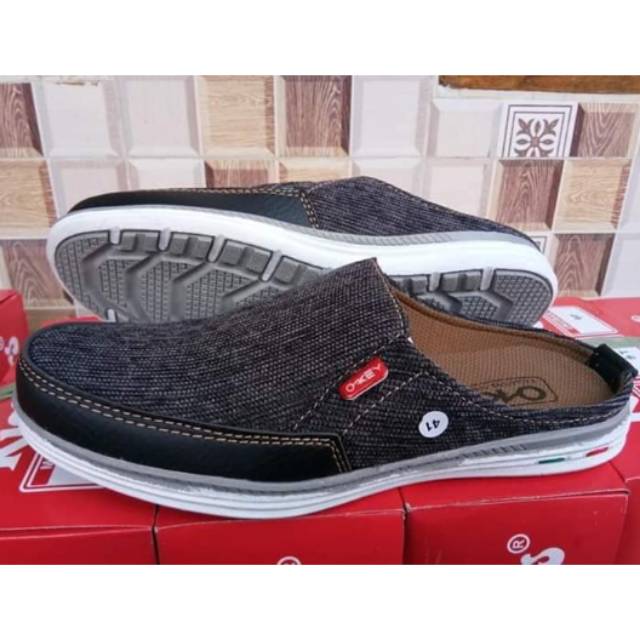 SENDAL SANDAL SELOP CASUAL PRIA SLOP SANTAI MURAH TERLARIS