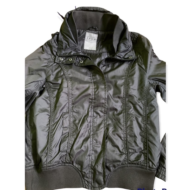 prelove jaket parasut logo jeans original store