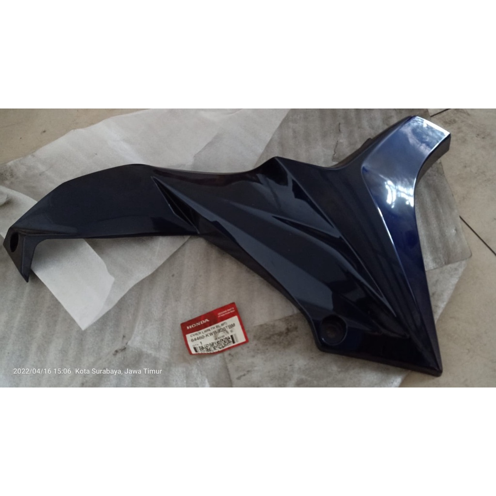 COVER SAYAP BAWAH KANAN BLADE LAMA HITAM - 64460KWB920TBM - COVER LOWER RIGHT BLADE OLD BLACK (TH BL