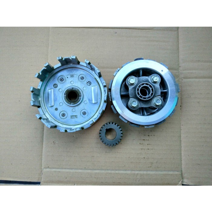 kopling CB 150 R old . rumah . gigi primer sekunder . hose . CB150R