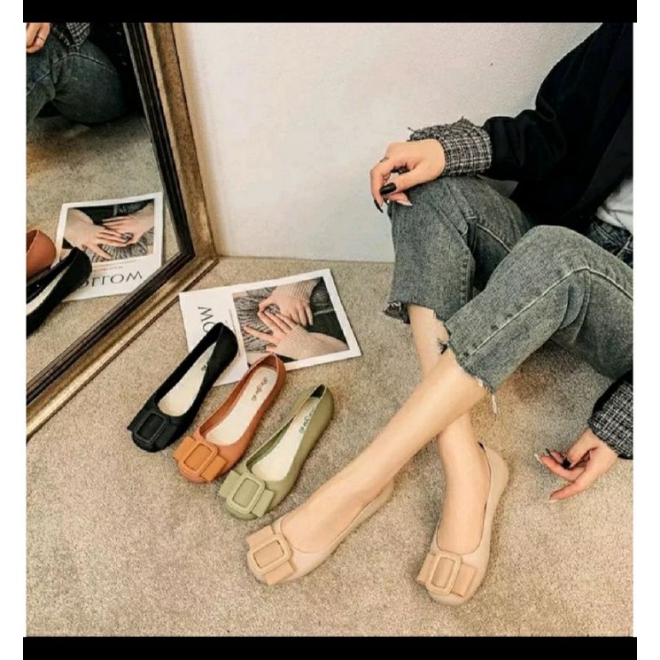 Sepatu Flat Wanita Jelly
