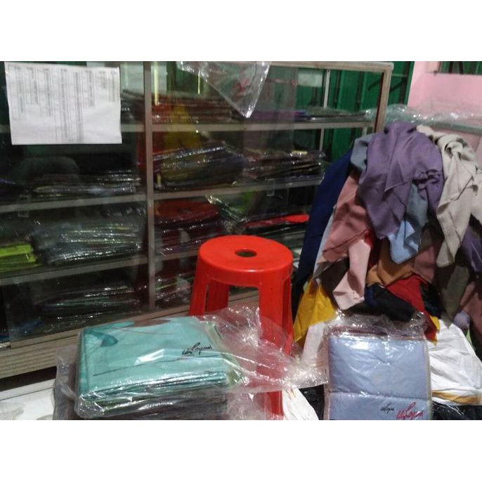 PROMO AGUSTUS HIJAB\\U002FKERUDUNG\\U002FJILBAB IDA ROYANI TIREX POLOS (HITAM) CANTIK