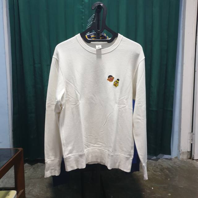 Crewneck Uniqlo x KAWS SESAME STREET