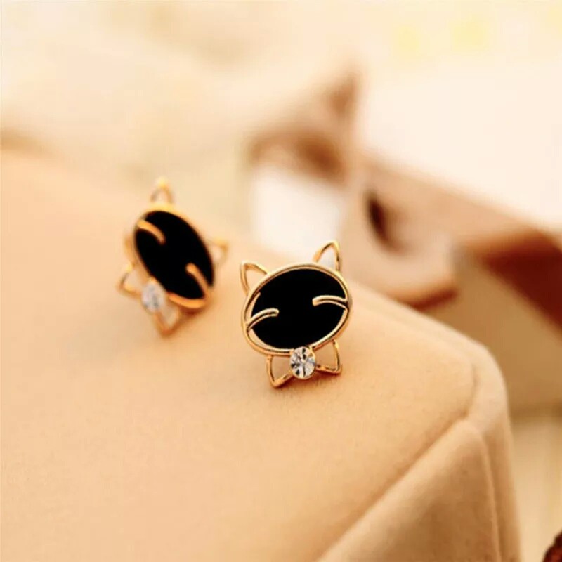 Anting Fashion Wanita Kekinian Korea Style Aneka Varian Ready Stock 302