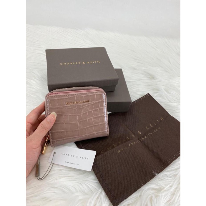 dompet koin CHARLES&KEITH CLASSIC ZIP MINI WALLET