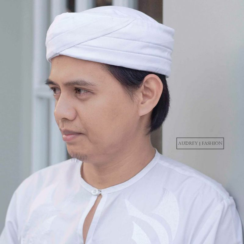 Peci Imamah, Peci blankon, Peci sunan, Peci Songkok