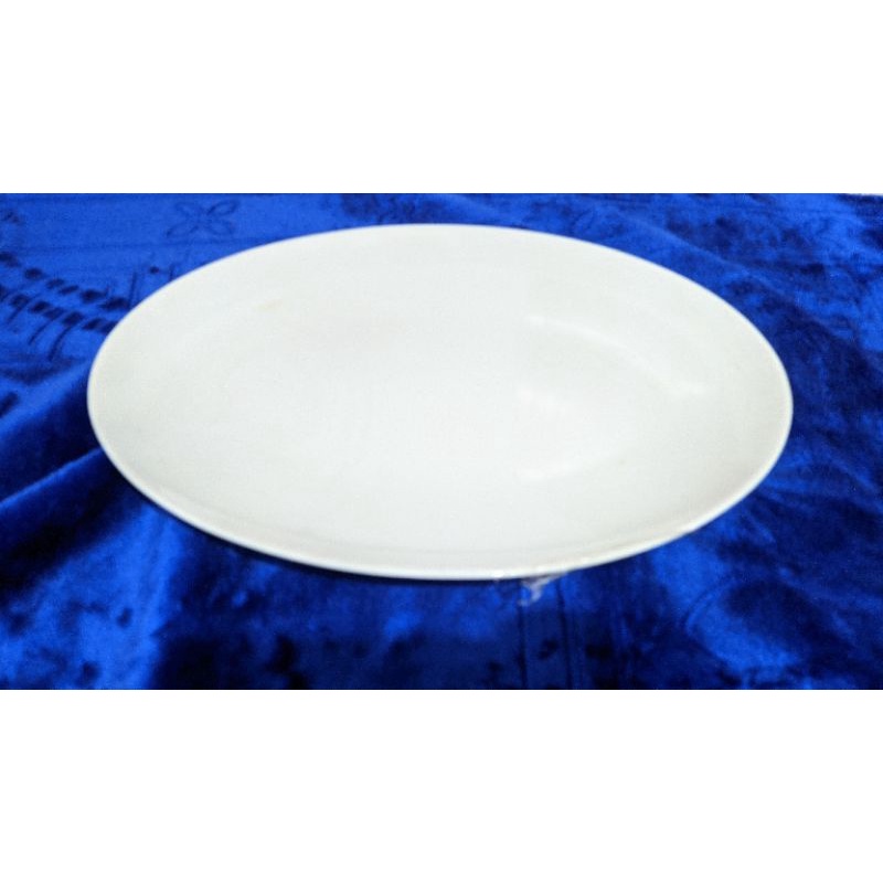 piring oval putih keramik besar