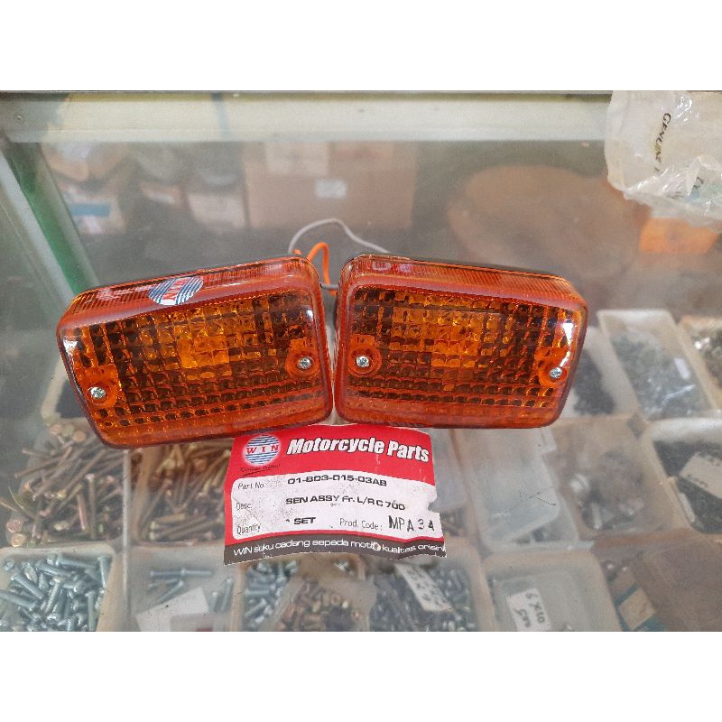 Lampu Sein Sen Depan Set Honda C700/C 700/C800/C 800