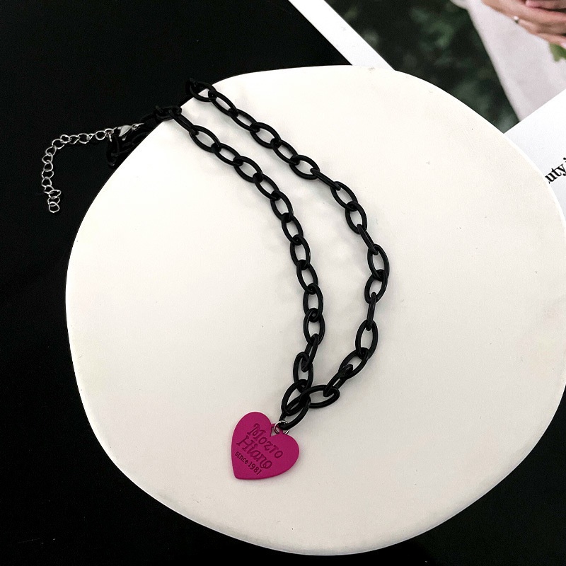 Kalung Rantai Dengan Liontin Hati Warna Pink Untuk Wanita