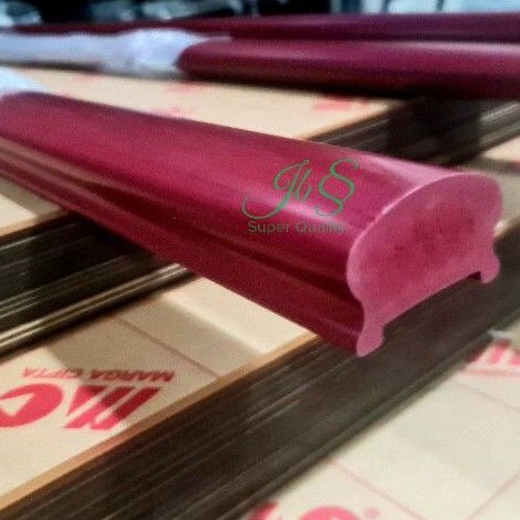 Hand Railling/Pegangan Tangga PVC Maroon 4MTR