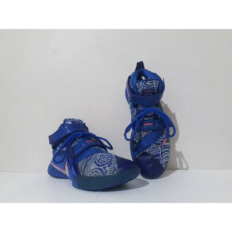 Sepatu Nike Lebron Soldier IX Second Original