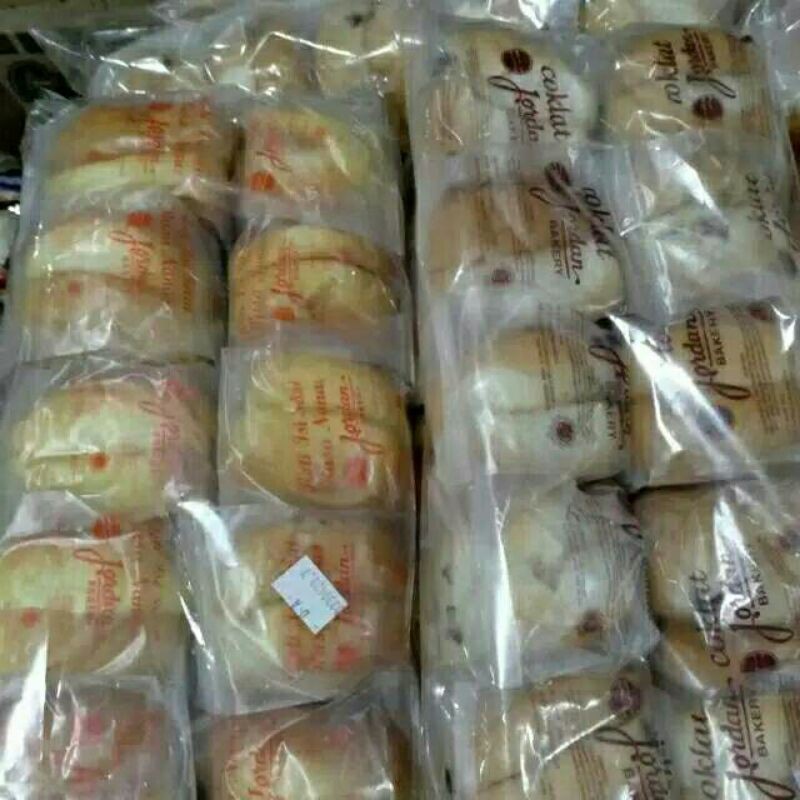 

Roti Mini Merk Jordan 1 pack isi 10 pasang