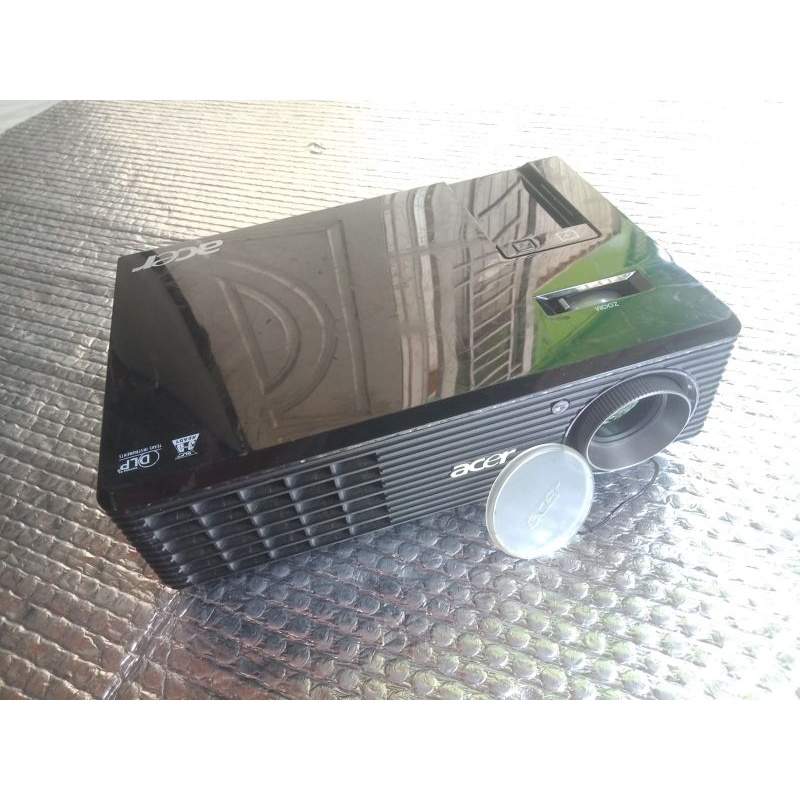 Terlaris Kwalitas Gambar Terang Bening dan Cerah DLP Proyektor Acer X1161N X1161 2500 Ansi Lumens LC