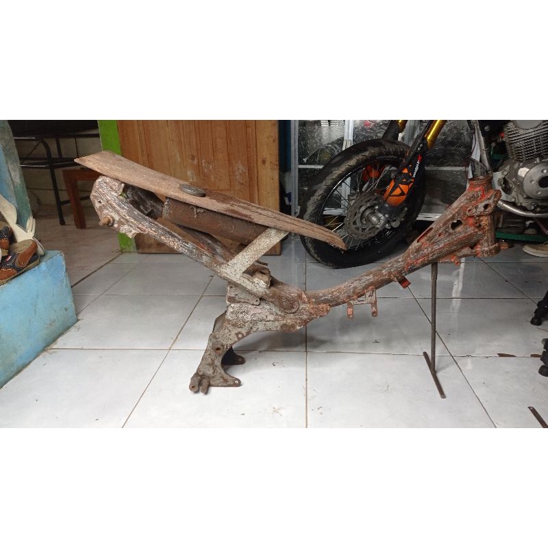 kerangka / body rangka potong fiz r/force1 drag