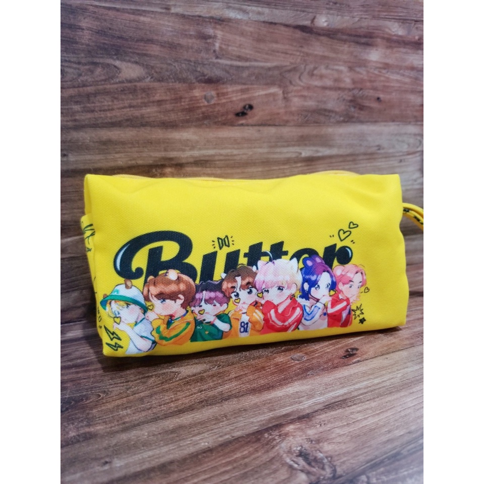 

Pouch Make Up / Kotak Pensil Kuning Untuk Kado Butter BTS Lucu Unik Kpop_storejkt
