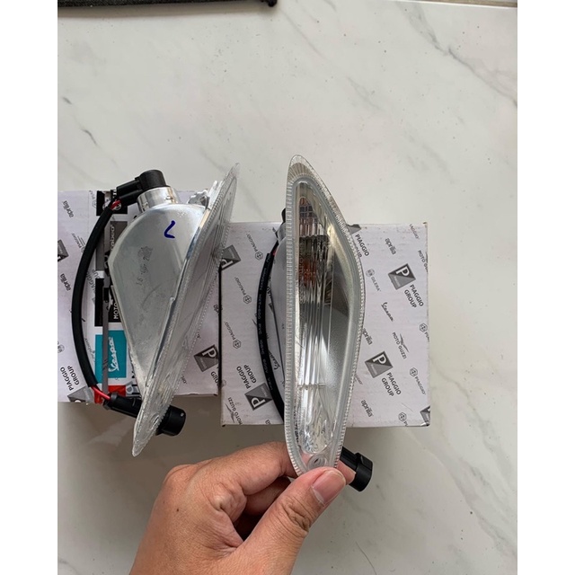 Lampu Sein Belakang Vespa Sprint