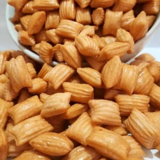 

yang dicari] snack pang pang kue bantal kecil pedas manis legendaris