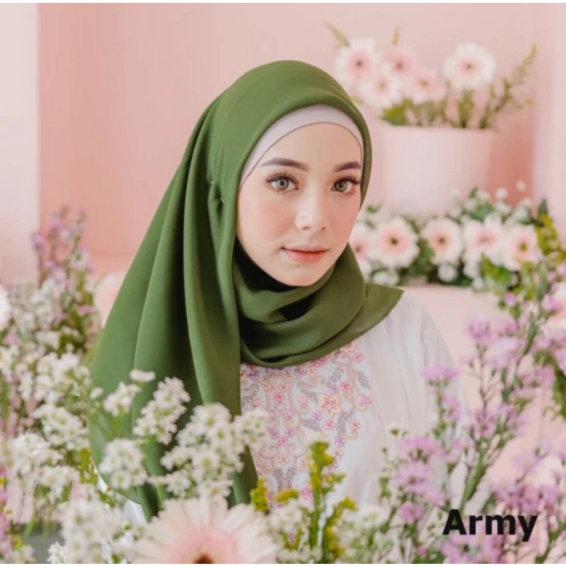 Kerudung Jilbab Hijab Polos Polycotton Segiempat Bella Square Premium