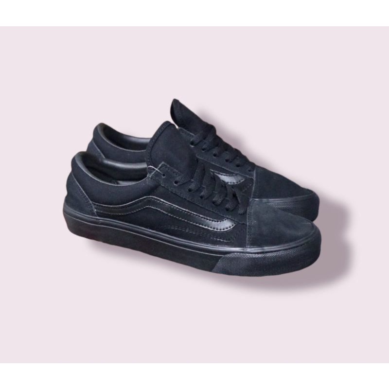 SEPATU V4NS FULL BLACK SEPATU SNEAKERS PRIA  SNEAKERS WANITA SEPATU SNEAKERS IMPORT SEPATU SNEAKERS