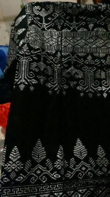 Kemeja Batik Casual Trendy Lengan Panjang Warna Hitam Gold Emas Hitam Silver