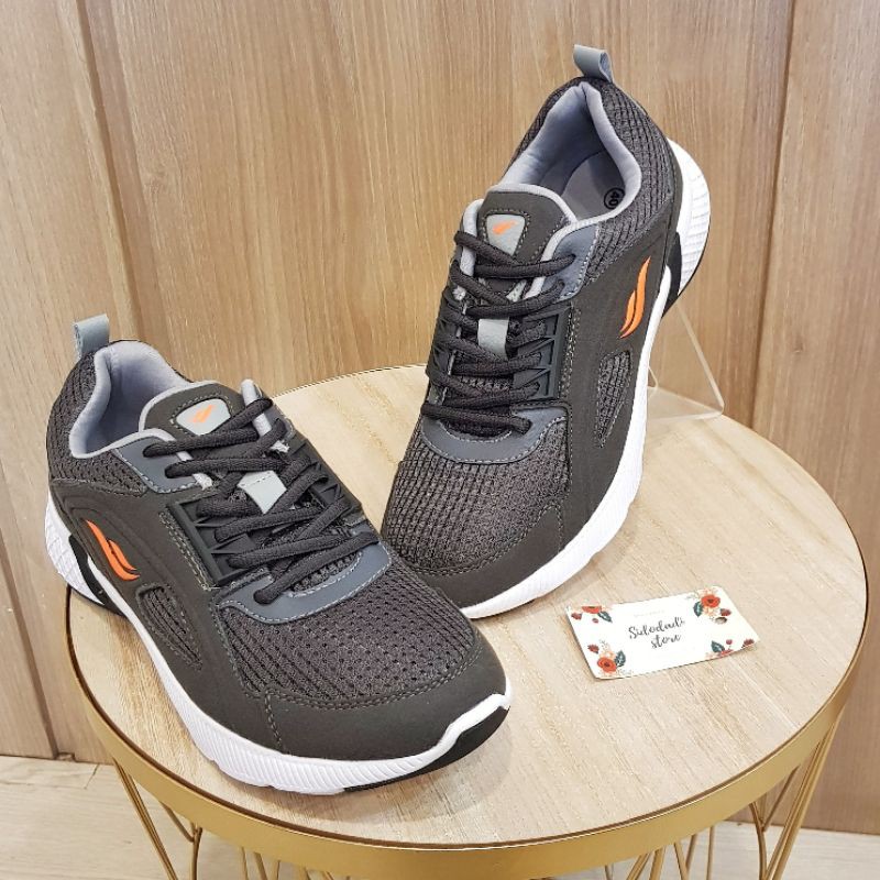 Sepatu Sport Desle Wishmark Roger