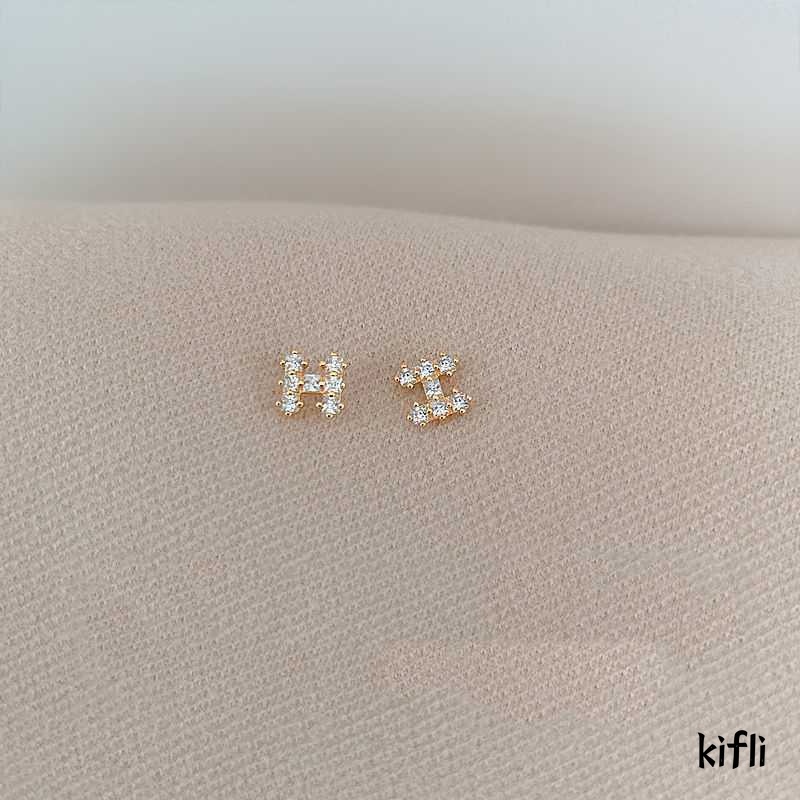 2 Pcs Perak Jarum Zirkon Anting-Anting,Bunga Kupu-kupu Huruf, Sendok Tulang Telinga Kuku,Wanita Fashion Aksesoris