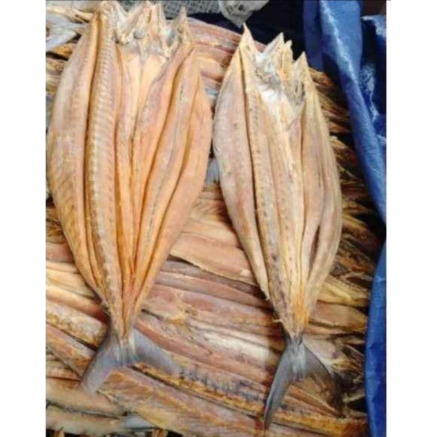 

Ikan Asin Telang / ikan Asin Tenggiri khas Kalimantan