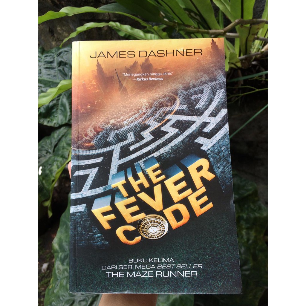 (PRELOVED) NOVEL THE MAZE RUNNER THE FEVER CODE