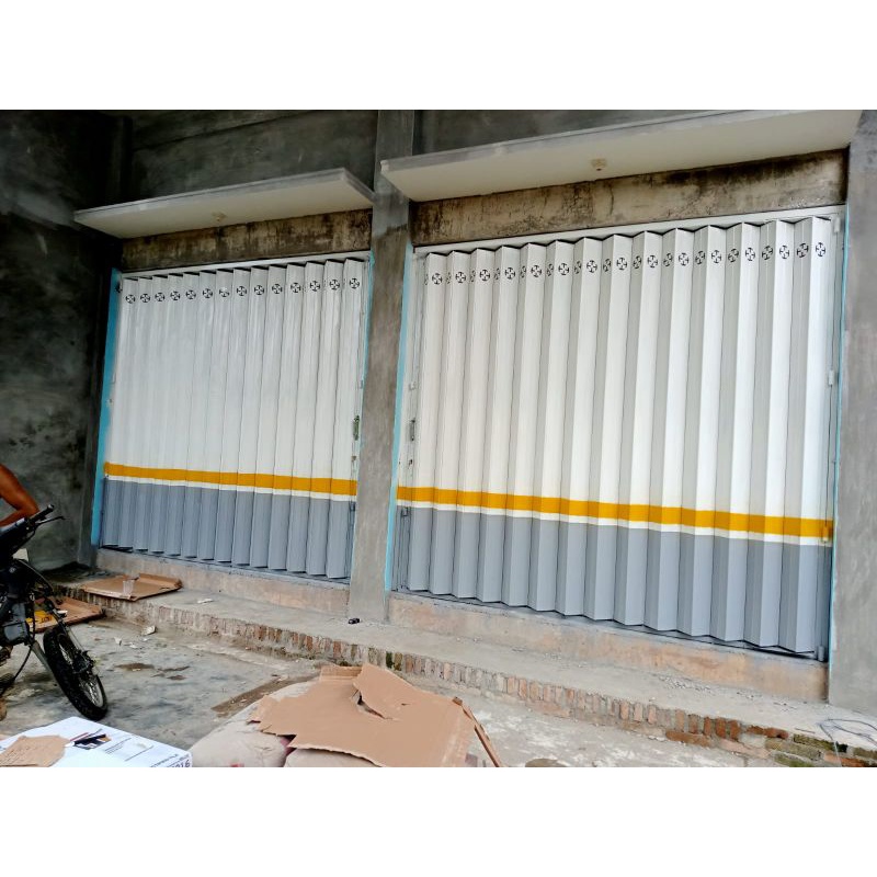 pintu besi harmonika
