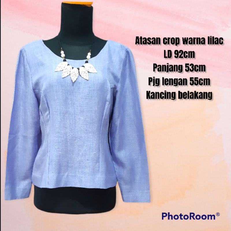 Atasan crop warna lilac