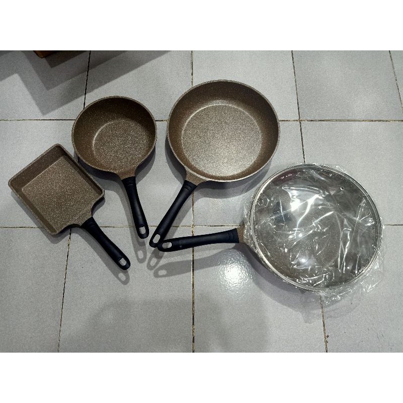 Minka Fry Pan set