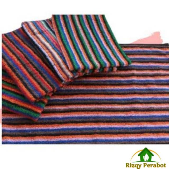 Keset Handuk / Keset  Kamar Mandi